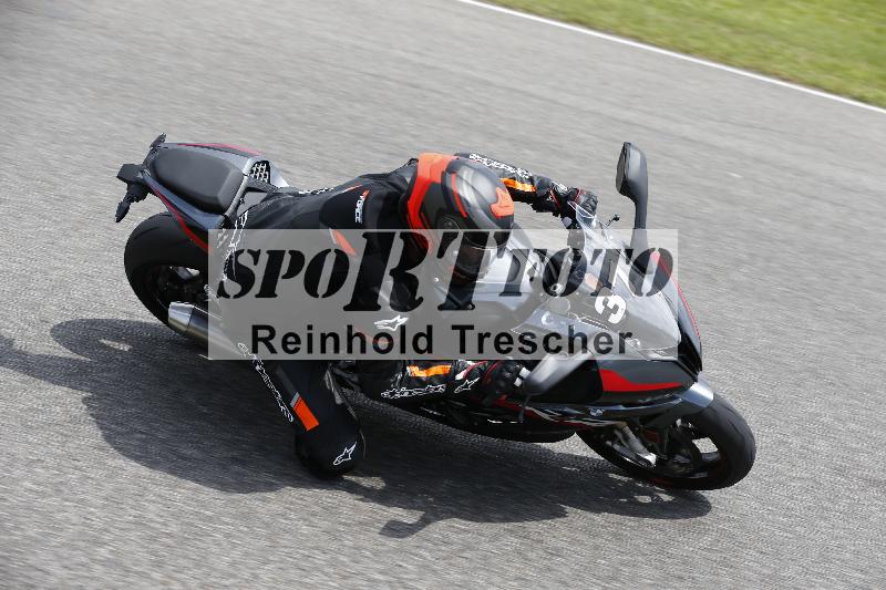 /Archiv-2024/29 12.06.2024 MOTO.CH Track Day ADR/Gruppe gelb/37